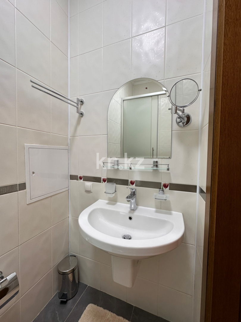 Аренда 4-комнатной квартиры, 120 м² в Астане - фото 18