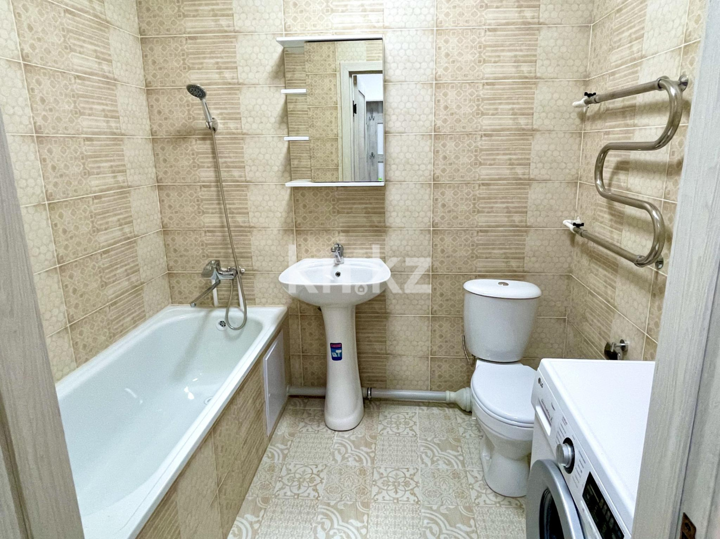 Аренда 1-комнатной квартиры, 37 м² - Продажа квартир в Семее фото 4 из 8