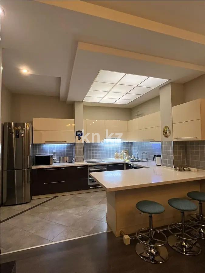 Продажа 3-комнатной квартиры, 91.5 м², пр. Абая, дом  150/230 в Алматы - фото 4