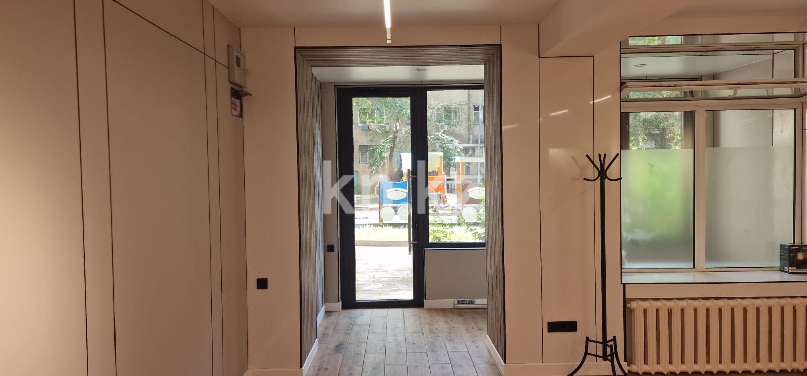 Продажа , 66.4 м², ул. Байзакова, дом  263 - Продажа офисных и торговых помещений в Алматы с фото фото 13 из 24