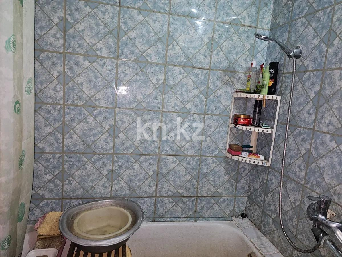 Продажа 4-комнатной квартиры, 76 м², ул. Гапеева, дом  12 - Продажа  четырехкомнатных квартир в Караганде фото 6 из 9