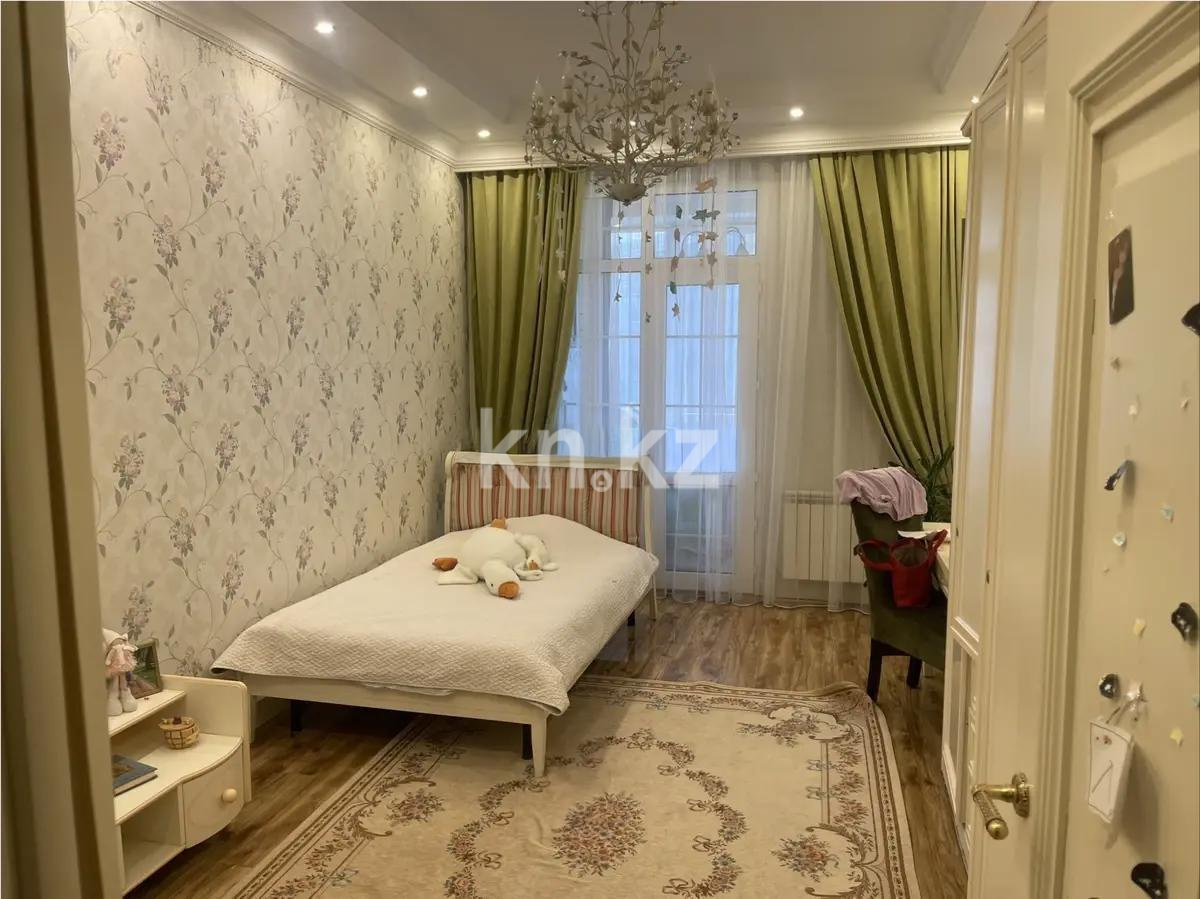 Продажа 4-комнатной квартиры, 134 м², пр. Аль-Фараби, дом  21 в Алматы - фото 3