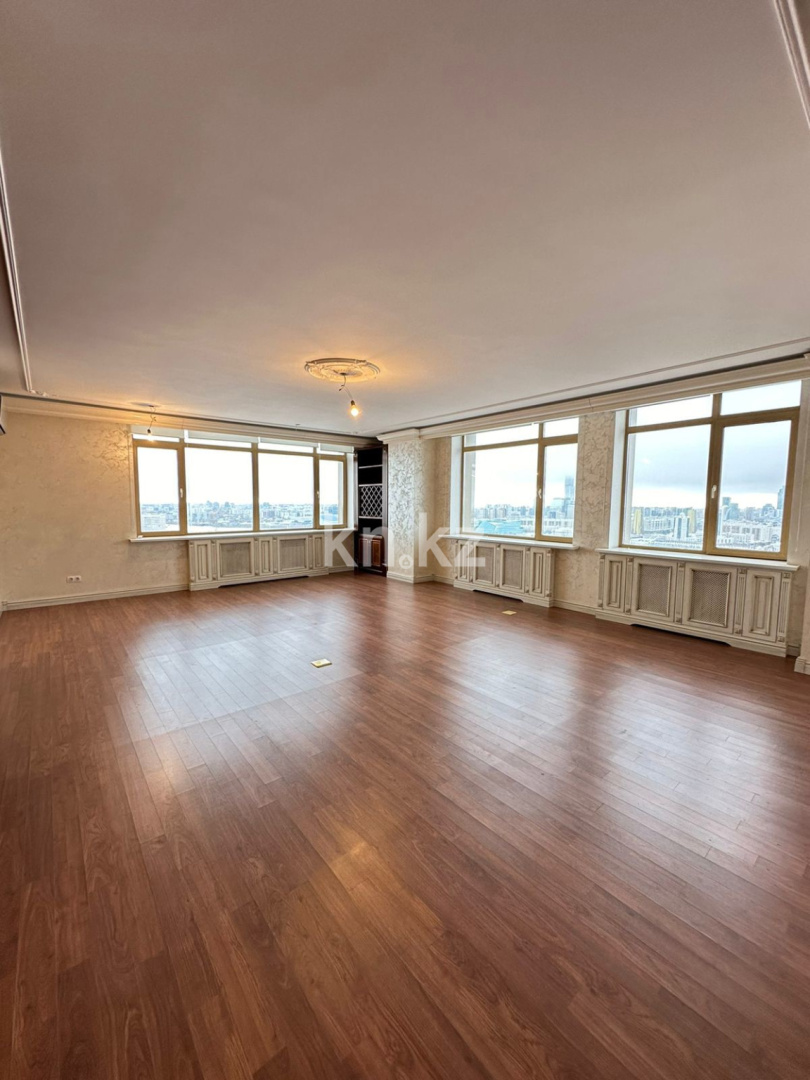 Продажа 4-комнатной квартиры, 300 м² в Астане - фото 4