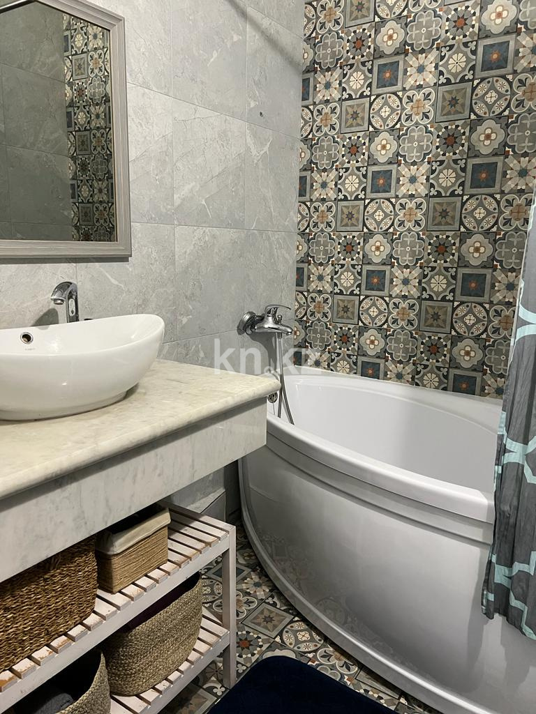 Продажа 2-комнатной квартиры, 70 м² в Астане - фото 8