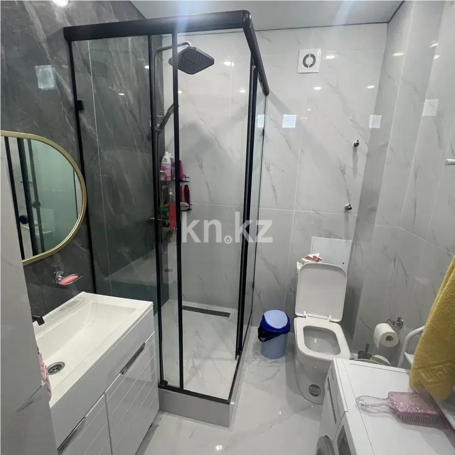 Продажа 3-комнатной квартиры, 94 м², ул. Е-15, дом  9/2 в Астане - фото 4