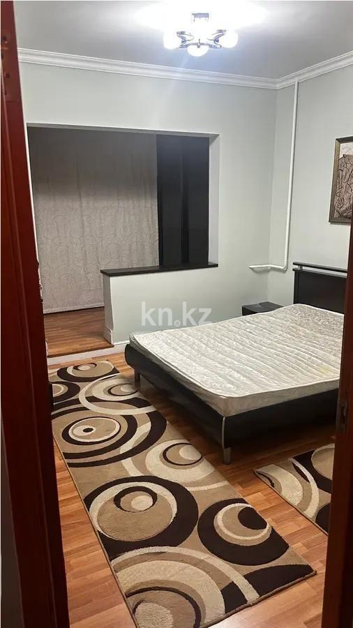 Продажа 2-комнатной квартиры, 60 м², мкр-н Аксай-3, дом  13 - Продажа квартир в Алматы фото 1 из 2