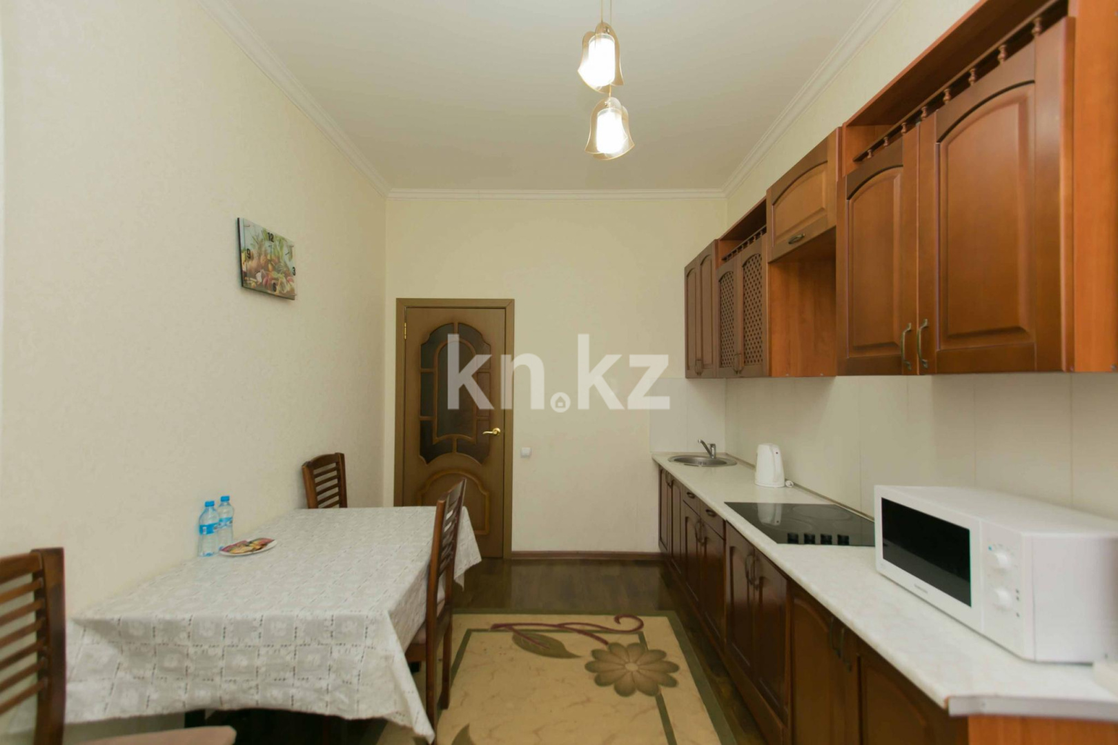 Аренда 2-комнатной квартиры посуточно, 90 м², ул. Сарайшык, дом  34 - ул. Акмешит - Продажа домов, коттеджей в Уральске фото 14 из 20