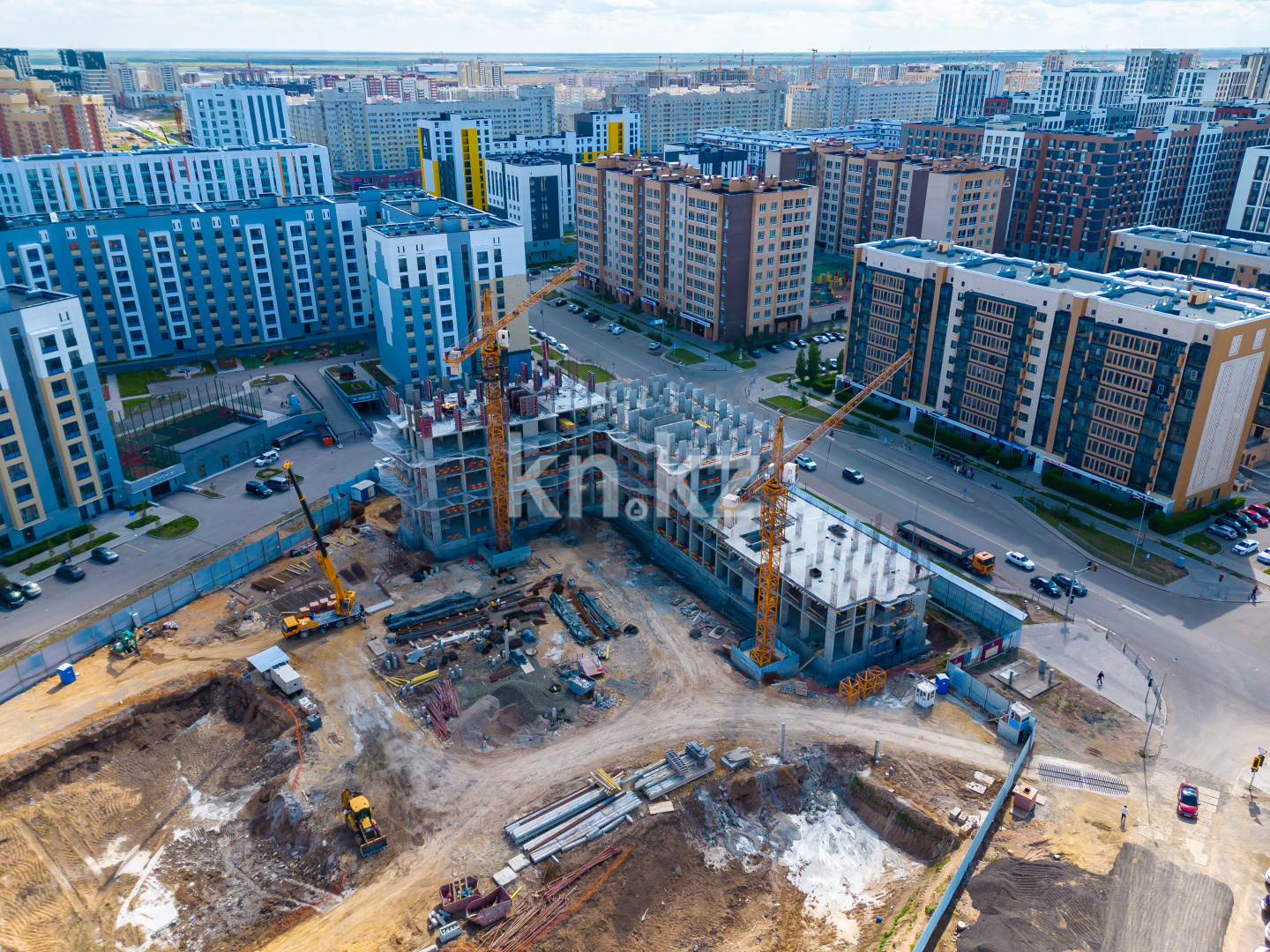 Продажа 2-комнатной квартиры, 71.54 м², ул. Анет баба, дом  4 в Астане - фото 2