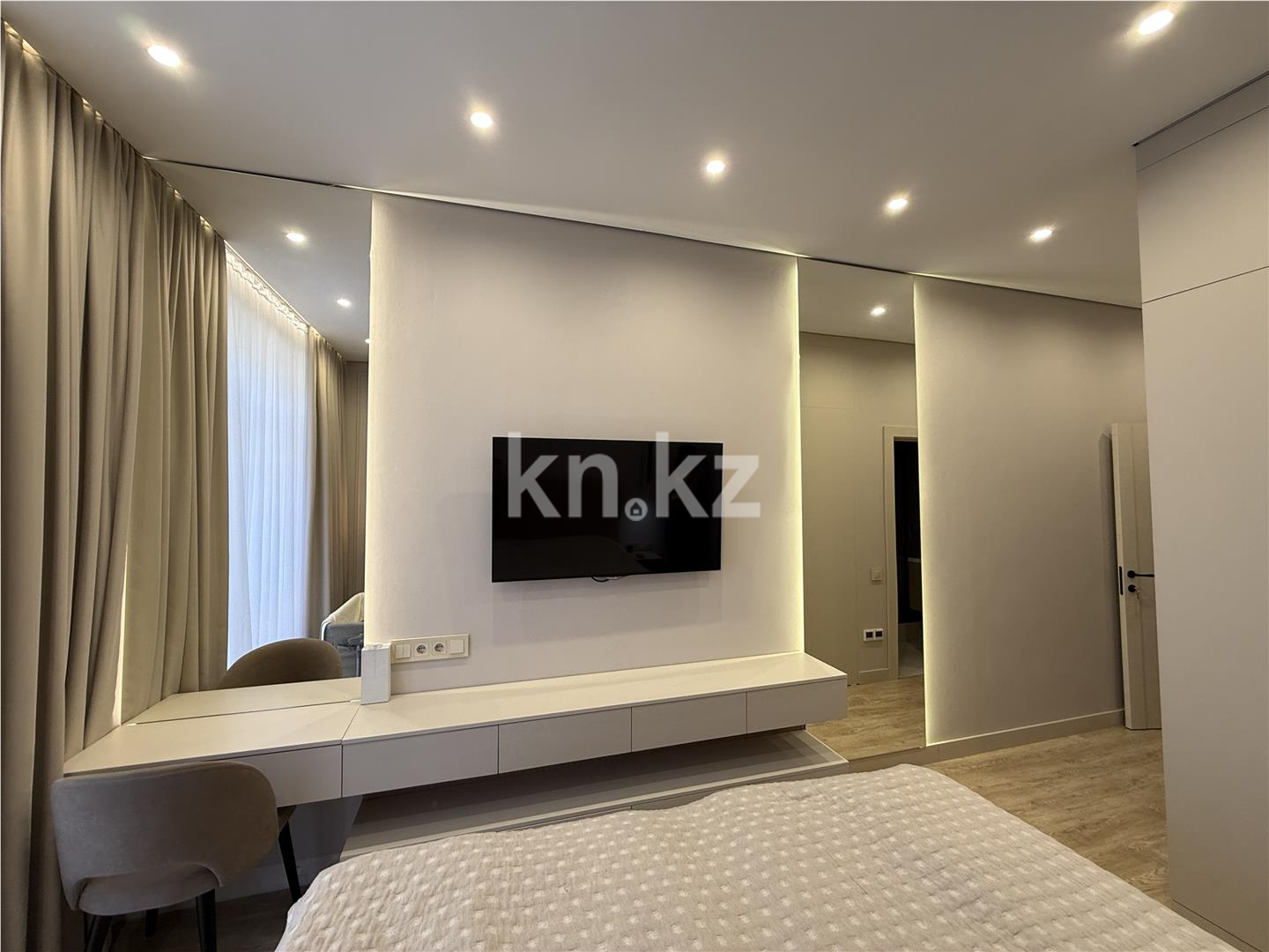 Продажа 3-комнатной квартиры, 88 м², ул. Букетова, дом  3/4 - Продажа квартир в Караганде фото 10 из 36