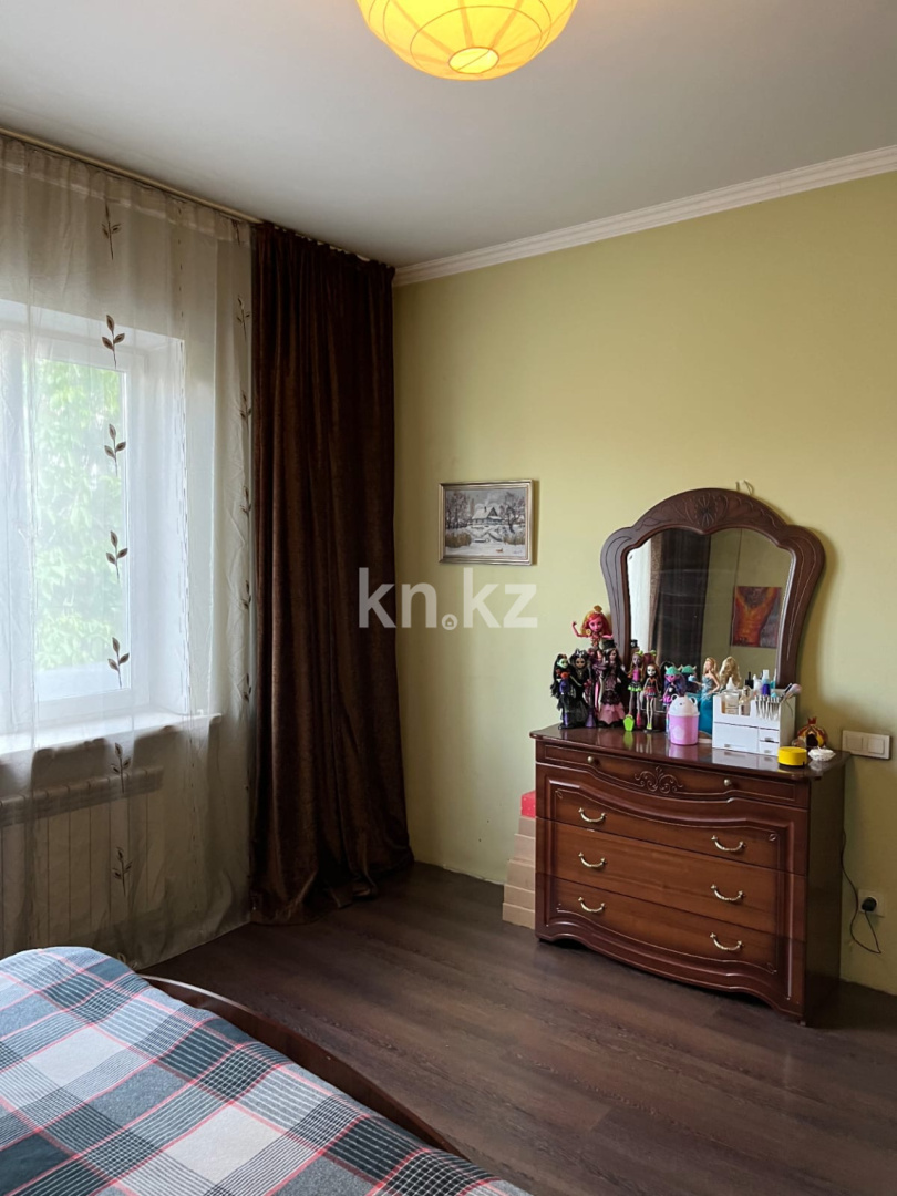 Продажа 5-комнатного дома, 180 м², ул. Тбилисская - Продажа домов и коттеджей в Алматы фото 1 из 11