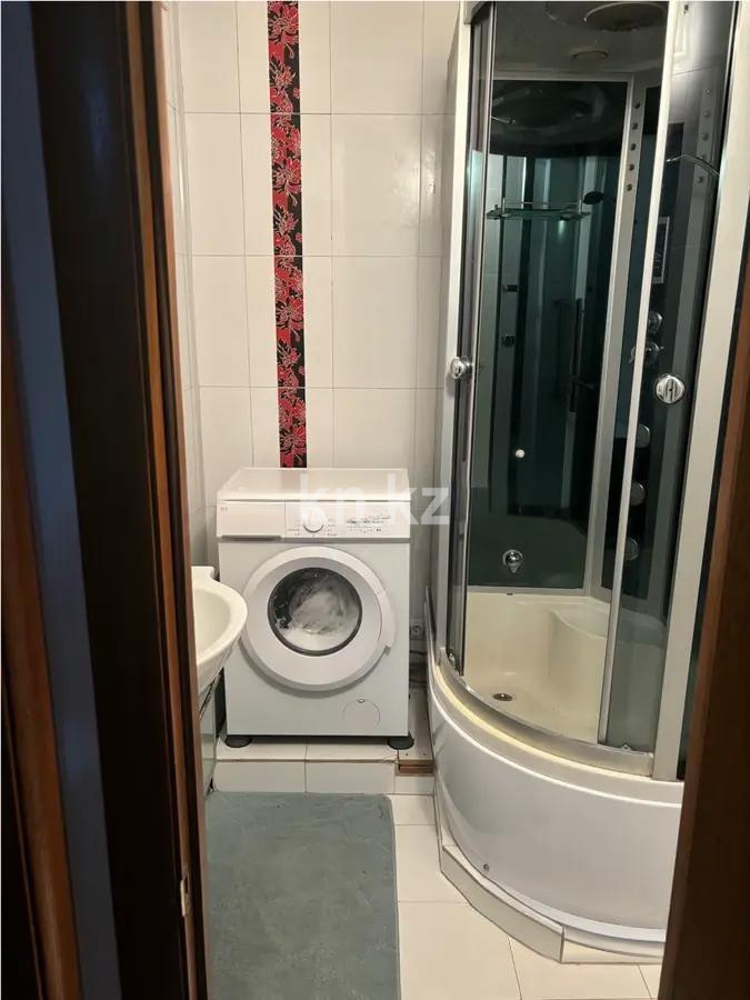 Продажа 2-комнатной квартиры, 56 м², ул. Омарова, дом  91 в Алматы - фото 4