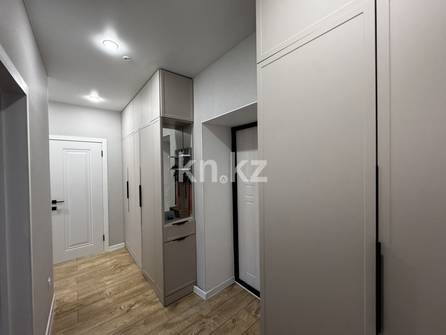 Продажа 2-комнатной квартиры, 53.2 м² в Астане - фото 4