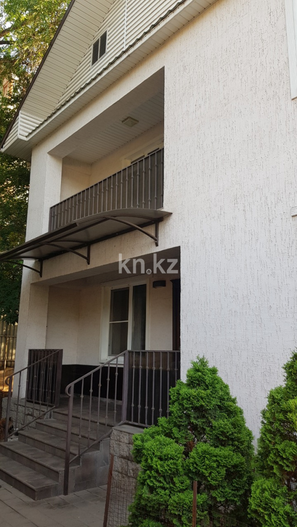 Продажа 6-комнатного дома, 239 м², ул. Басенова - Продажа домов и коттеджей в Алматы фото 9 из 23