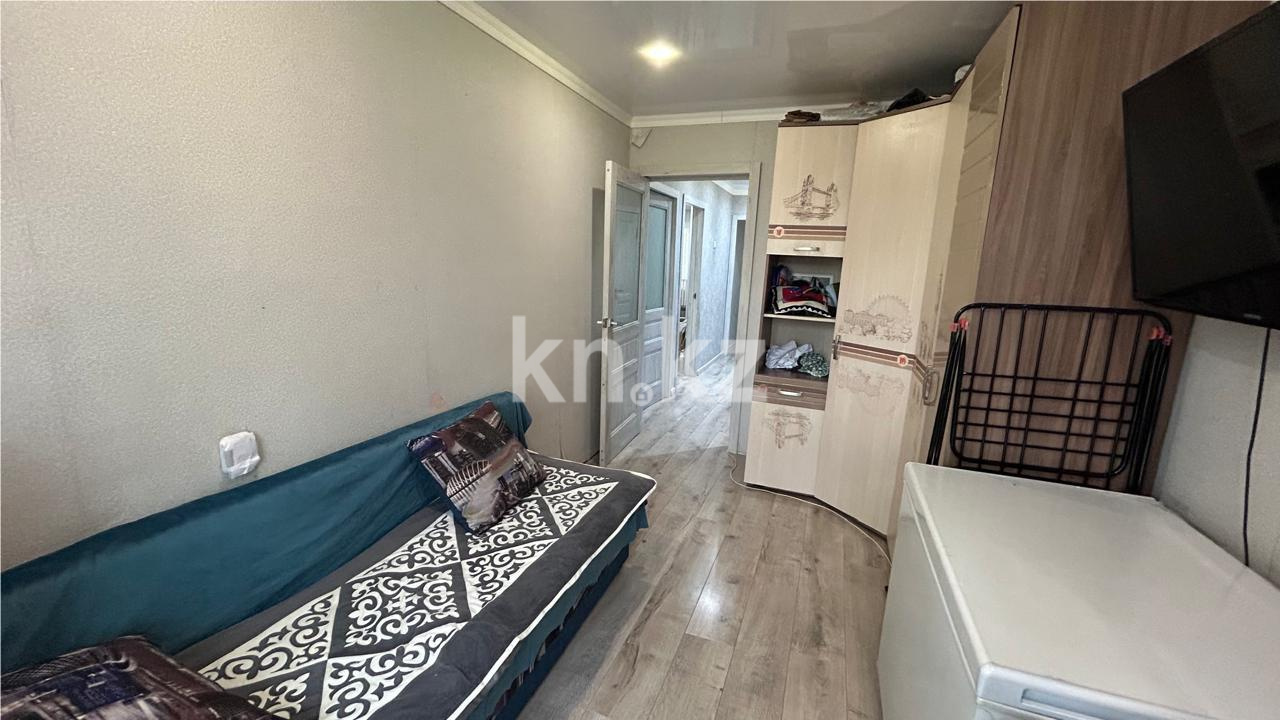 Продажа 3-комнатной квартиры, 63 м², мкр-н 16 в Караганде - фото 6