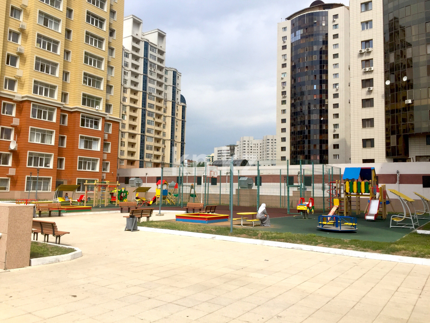 Продажа 2-комнатной квартиры, 63 м², ул. Иманбаевой, дом  10 в Астане - фото 9