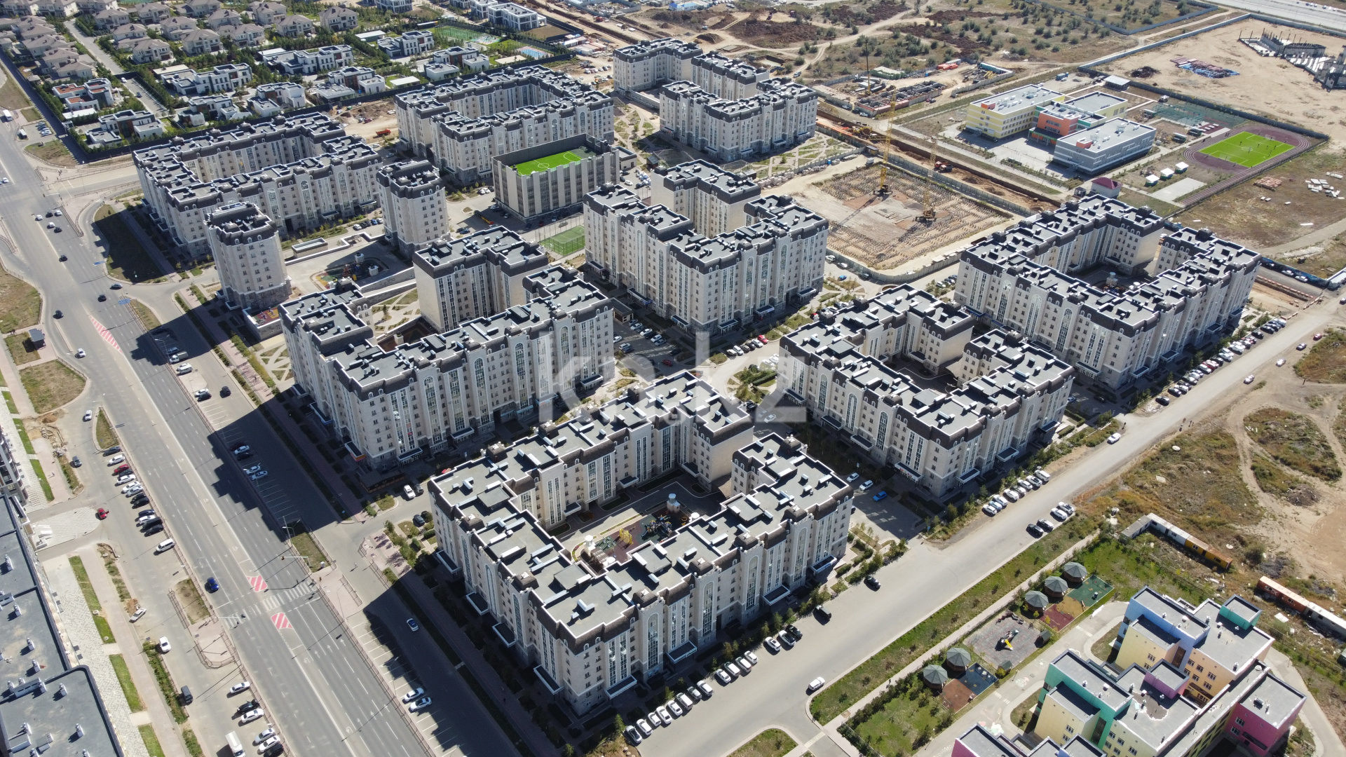 Продажа 2-комнатной квартиры, 73 м², ул. Бокейхана, дом  27/4 в Астане - фото 3