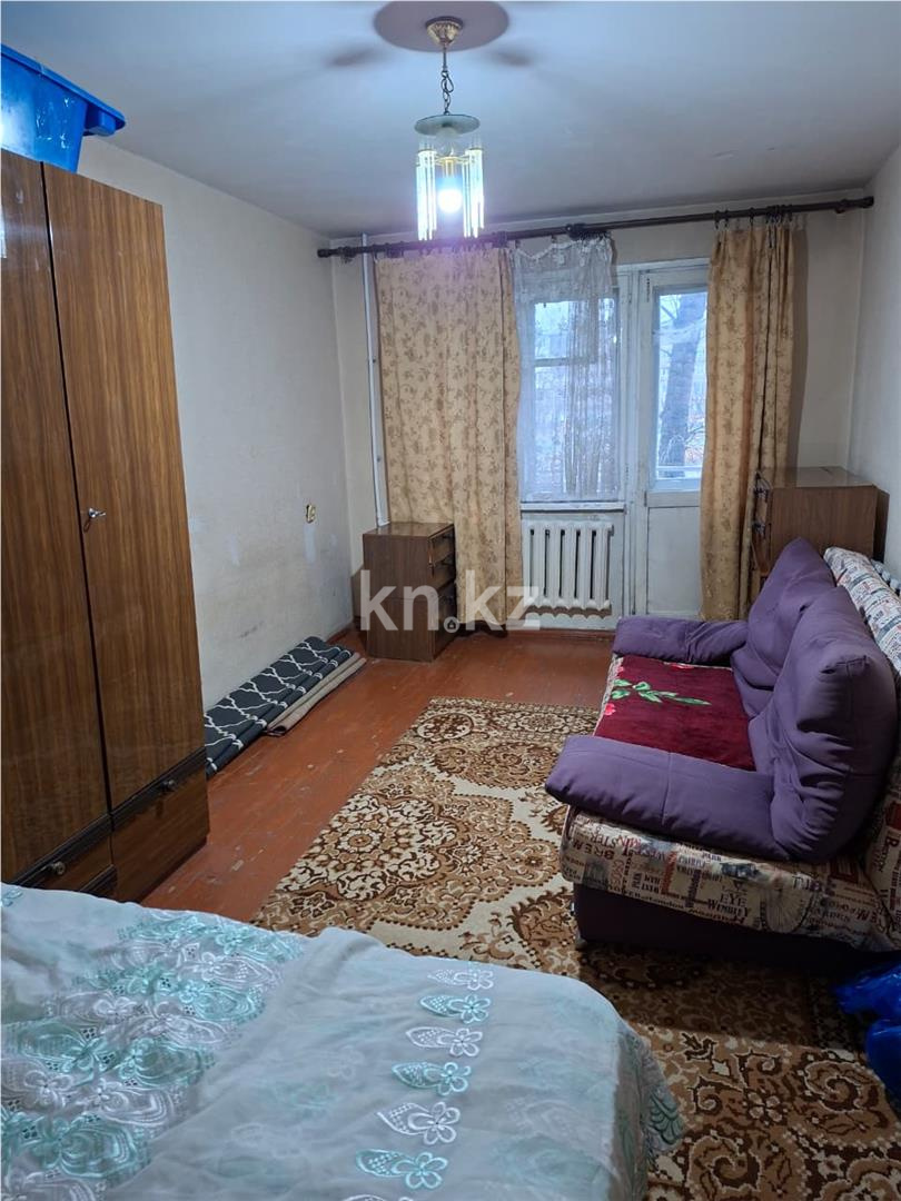 Продажа 1-комнатной квартиры, 32 м², пр. Республики - Продажа квартир в Караганде фото 1 из 8