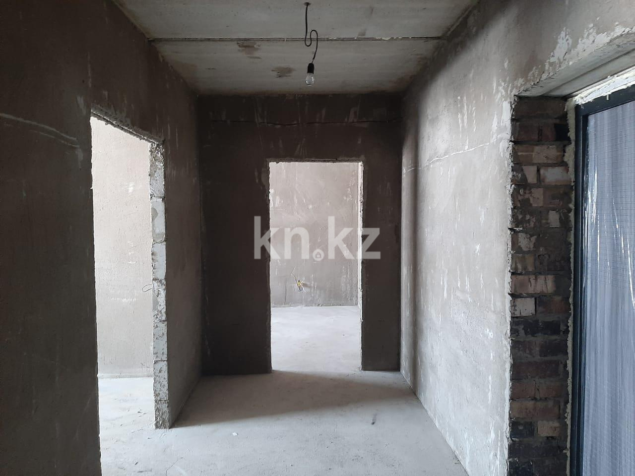 Продажа 2-комнатной квартиры, 64 м², ул. Академическая, дом  9/10 блок 2 в Караганде - фото 8