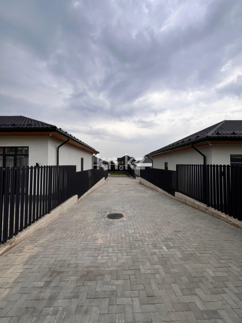 Продажа 4-комнатного дома, 206 м² - Продажа домов, коттеджей в Алматы - страница 2 фото 2 из 5