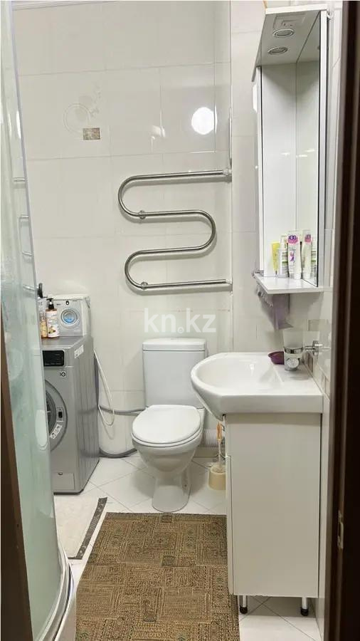 Продажа 3-комнатной квартиры, 96 м², мкр-н Аксай-4, дом  59 в Алматы - фото 6