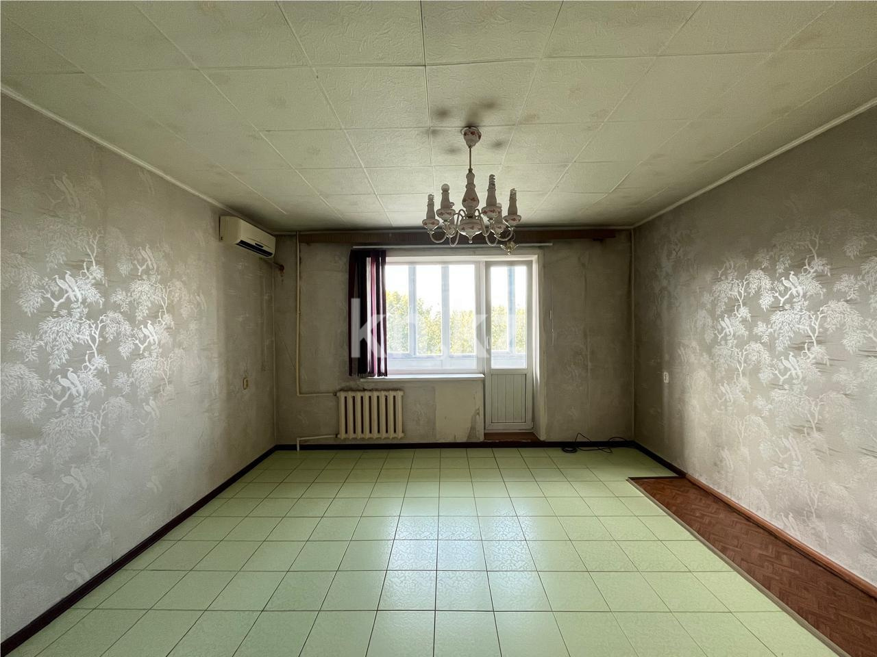 Продажа 4-комнатной квартиры, 79 м², ул. Дюсембекова, дом  67 - Продажа  четырехкомнатных квартир в Караганде с фото фото 1 из 19