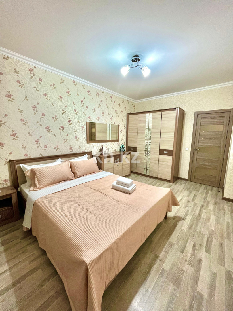 Аренда 2-комнатной квартиры посуточно, 70 м², пр. Мангилик Ел, дом  50 - пр. Улы Дала - Аренда  двухкомнатных квартир посуточно в Астане без посредников с фото фото 1 из 12