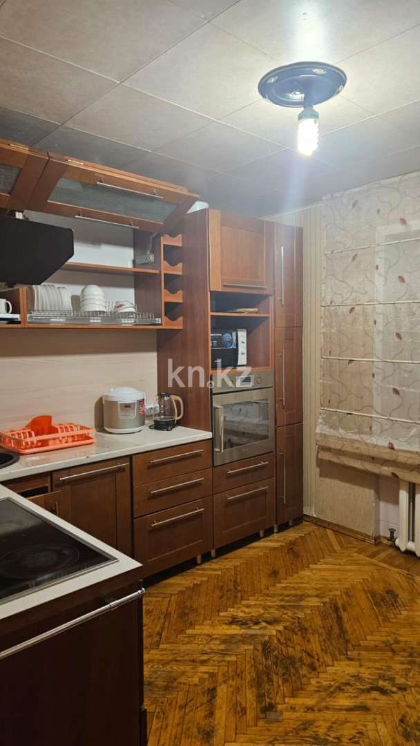Аренда 4-комнатной квартиры посуточно, 110 м², пр. Момышулы, дом  54/1 - Аренда жилой и коммерческой недвижимости в Темиртау фото 4 из 40