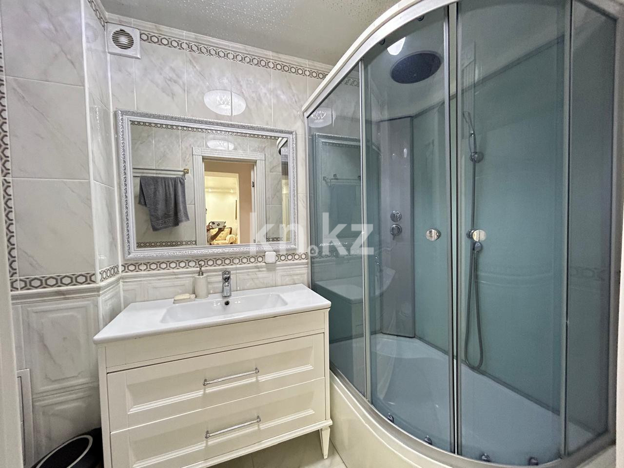 Продажа 5-комнатной квартиры, 107 м², ул. Муканова - Продажа квартир в Караганде фото 9 из 28