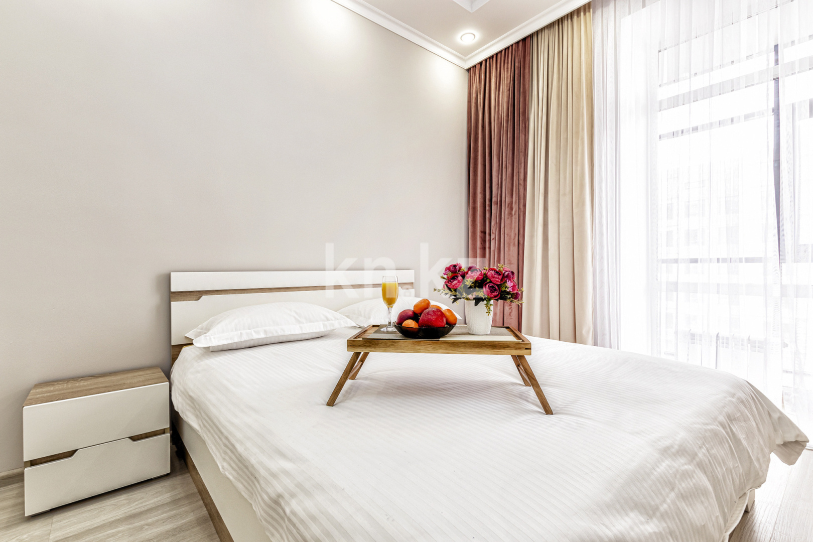 Аренда 1-комнатной квартиры посуточно, 40 м², ул. Анет баба, дом  11 - ул. Мухамеджанова в Астане