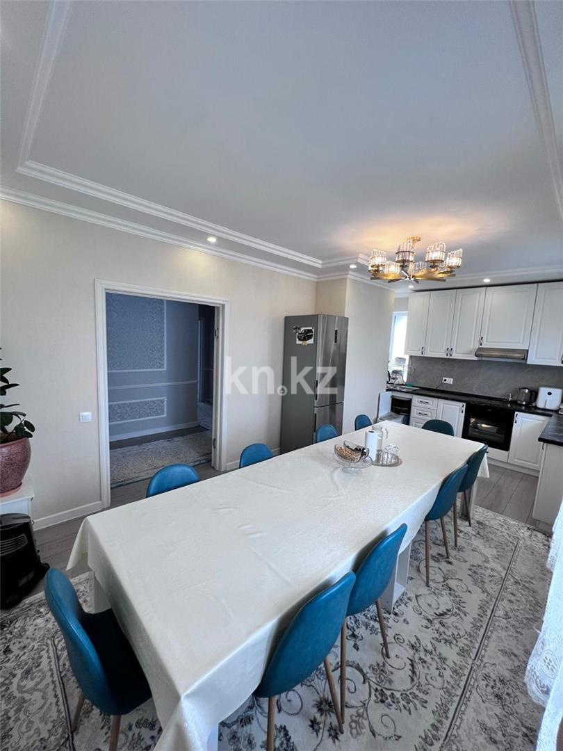 Продажа 3-комнатной квартиры, 96 м², пр. Тауелсыздык - Продажа  трехкомнатных квартир в Астане фото 1 из 18