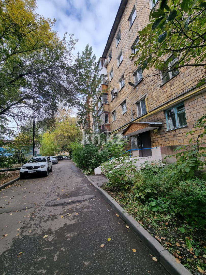 Продажа 3-комнатной квартиры, 50 м², ул. Аманжолова, дом  21 - Продажа квартир в Караганде фото 6 из 15