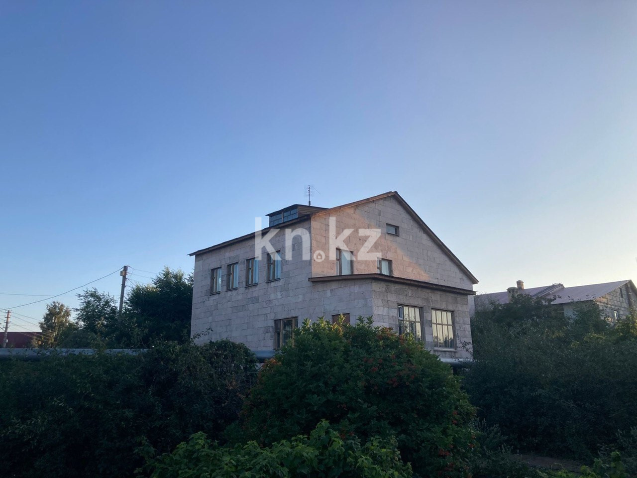 Продажа 5-комнатного дома, 188 м², ул. Клочкова - Продажа домов, коттеджей в Казахстане фото 1 из 29