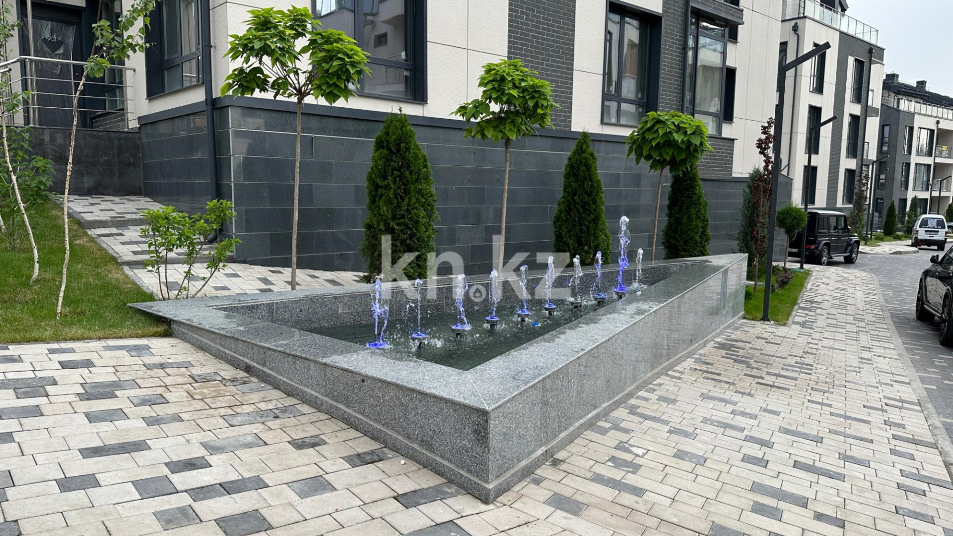 Продажа 4-комнатной квартиры, 220 м², ул. Жамакаева, дом  252 в Алматы - фото 19