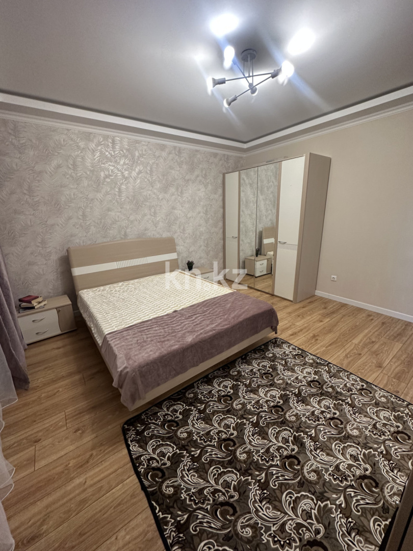Аренда 2-комнатной квартиры, 60 м², ул. Сауран, дом  3/1 - ул. Сыганак - Аренда квартир помесячно в Казахстане фото 1 из 8