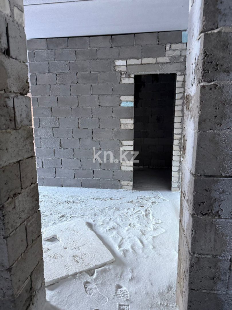 Продажа 1-комнатной квартиры, 36.2 м² - Недвижимость в Уральске фото 3 из 5