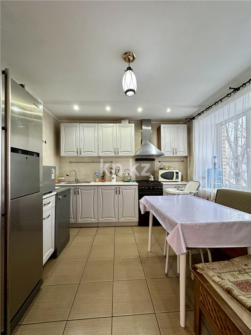 Продажа 4-комнатной квартиры, 110 м², ул. Язева, дом  21/1 - Продажа  четырехкомнатных квартир в Караганде фото 14 из 18