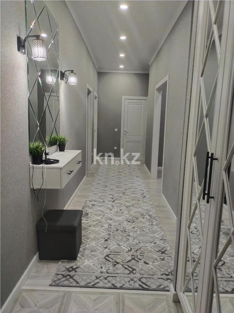 Продажа 4-комнатной квартиры, 106 м², пр. Шахтеров - Продажа  четырехкомнатных квартир в Караганде фото 19 из 22