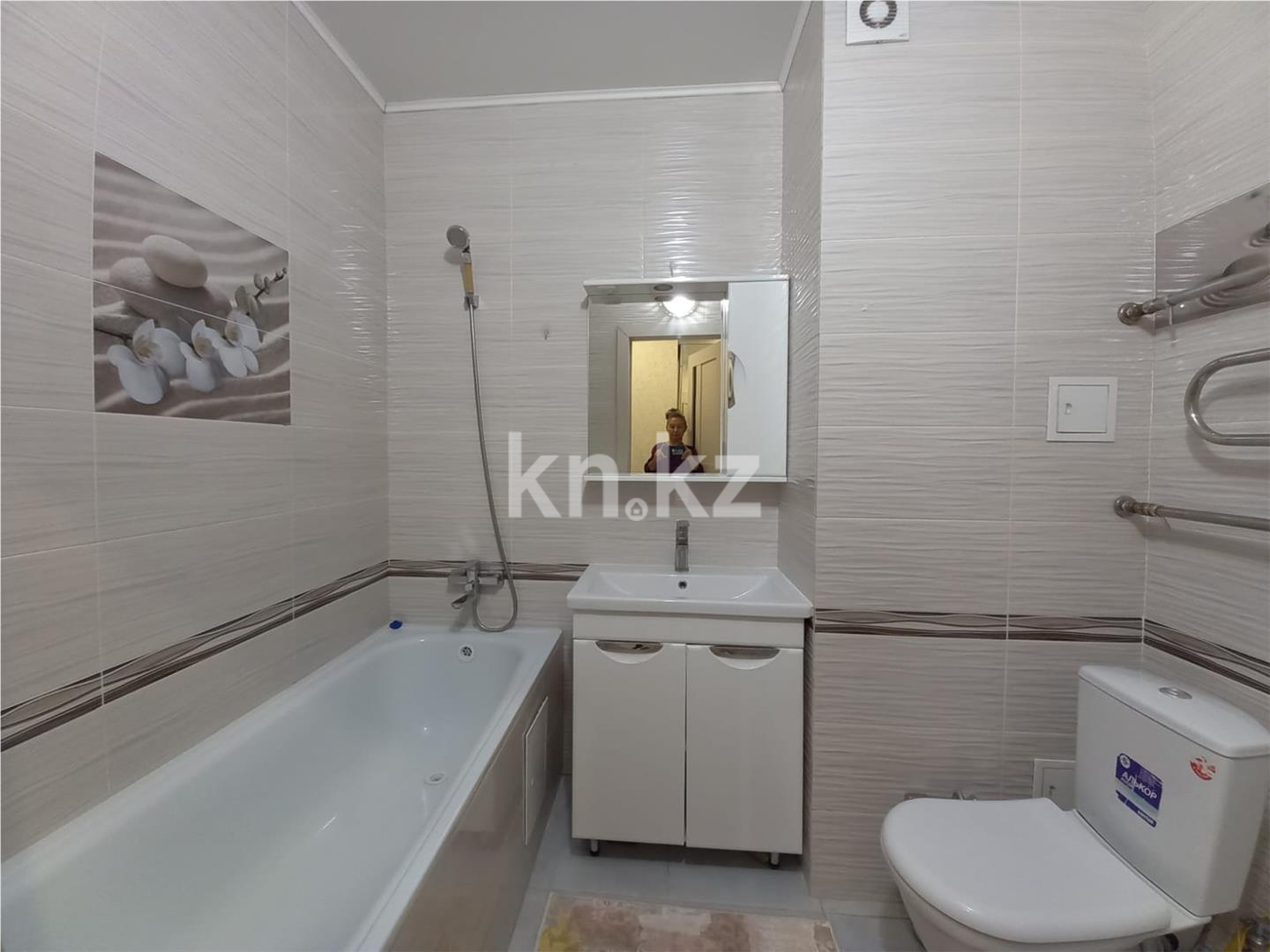 Продажа 1-комнатной квартиры, 37 м², ул. Айнакол в Астане - фото 8