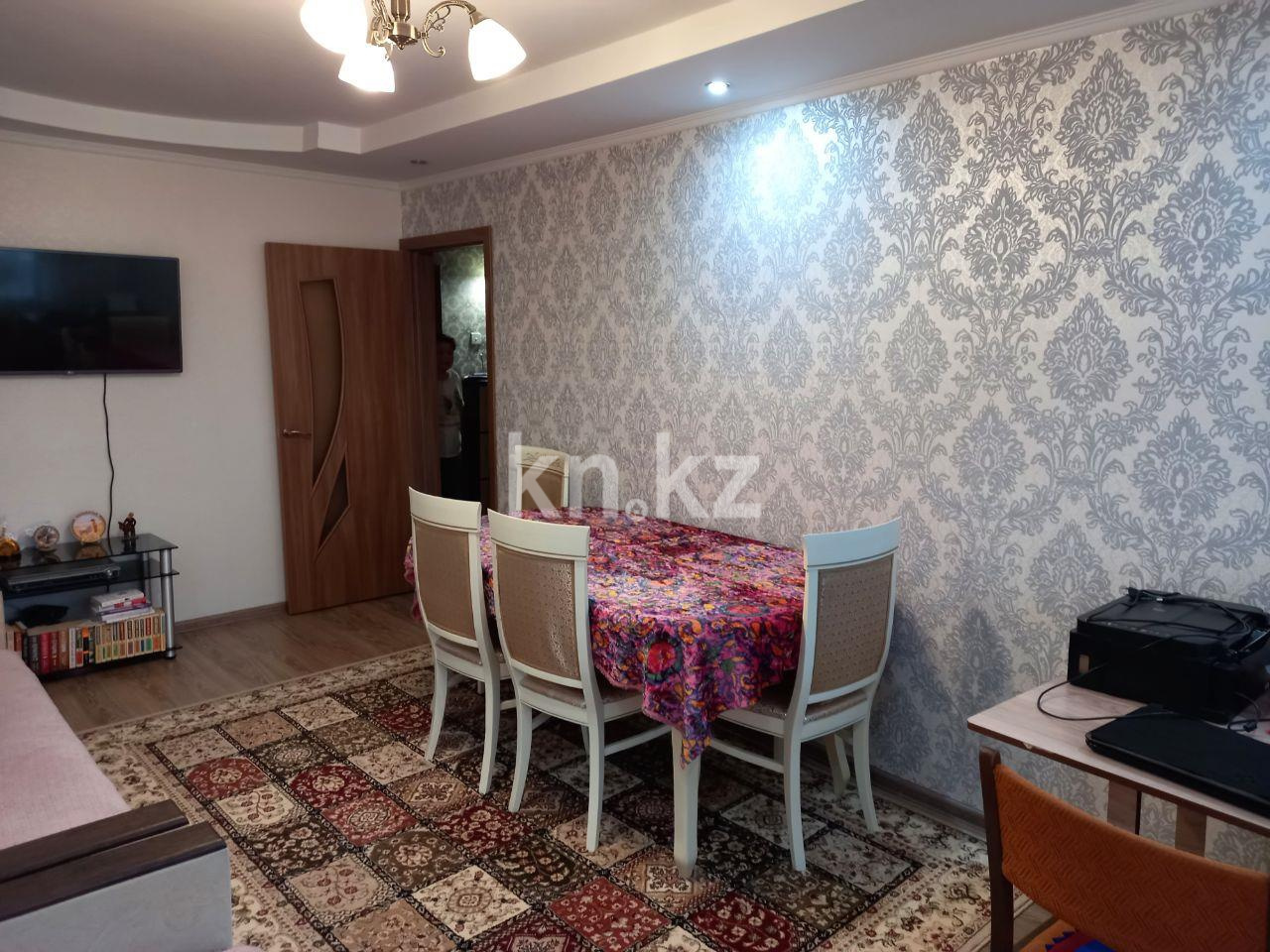 Продажа 3-комнатной квартиры, 62 м², пр. Строителей - Продажа  трехкомнатных квартир в Караганде фото 3 из 21