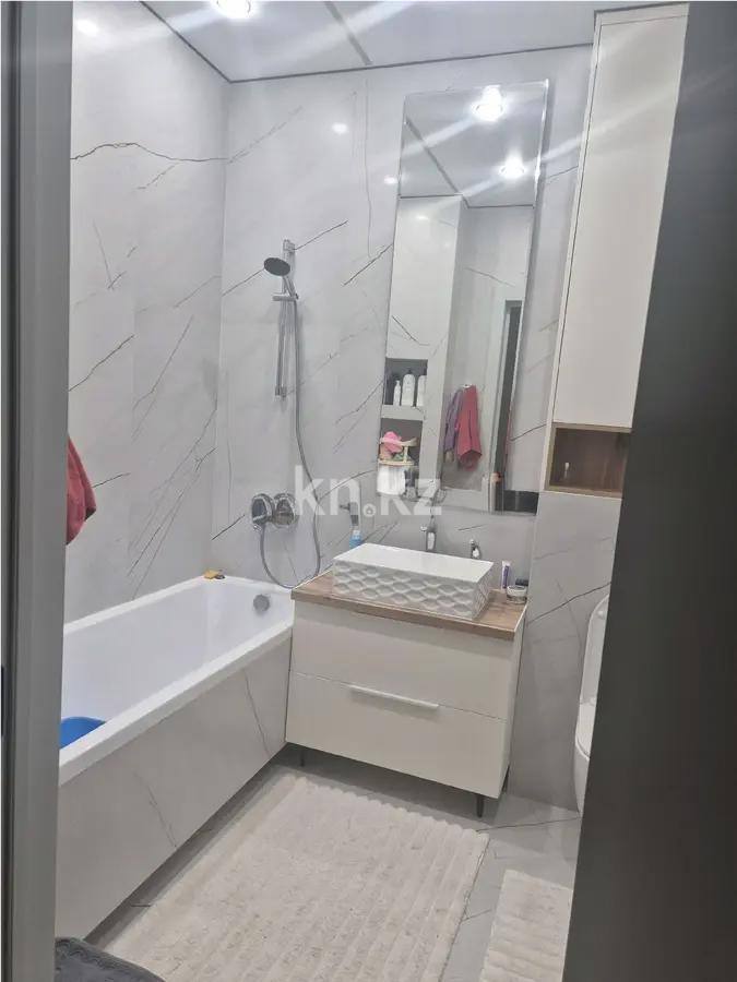 Продажа 3-комнатной квартиры, 97 м², пр. Кабанбай батыра, дом  51 в Астане - фото 2
