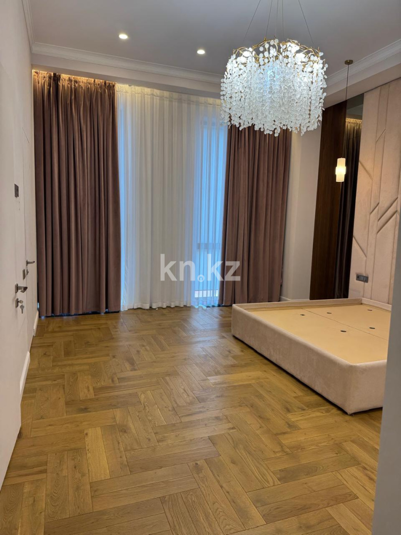 Аренда 4-комнатной квартиры, 230 м² в Алматы - фото 10