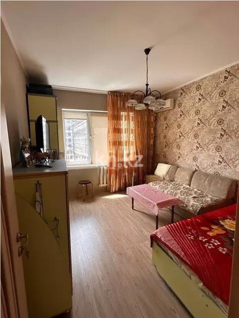 Продажа 4-комнатной квартиры, 98.2 м² - Продажа квартир в панельном доме в Алматы - страница 2 фото 2 из 8