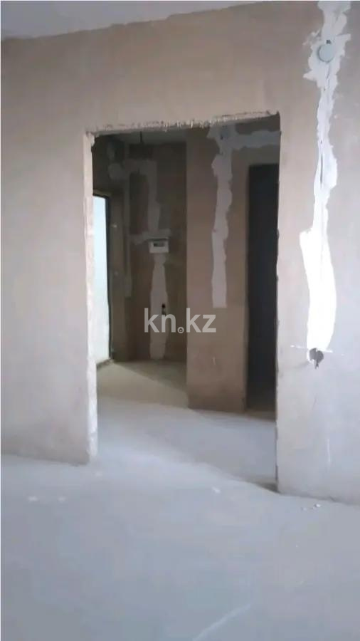 Продажа 1-комнатной квартиры, 42 м², ул. Нарикбаева, дом  6а в Астане - фото 2