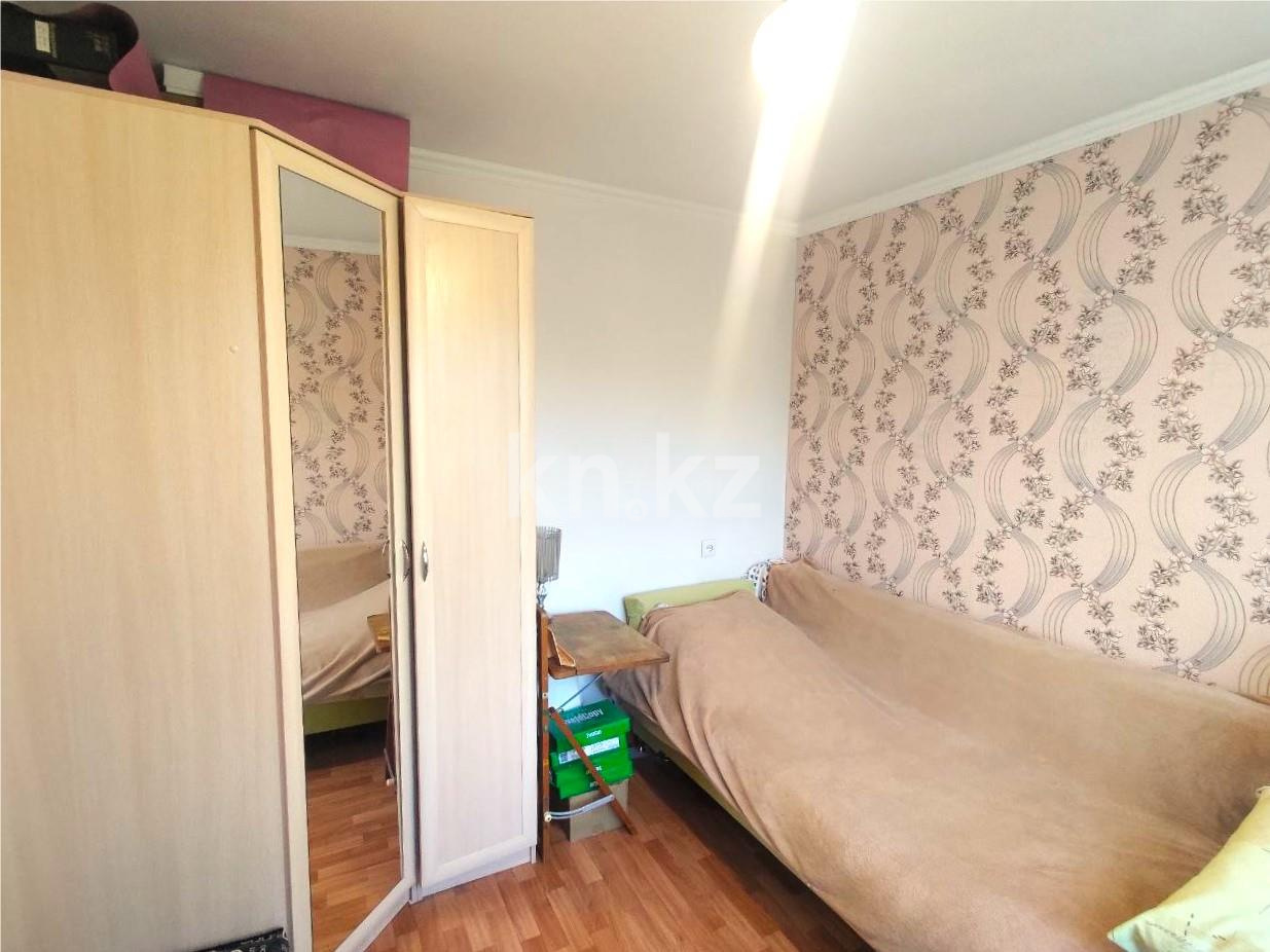 Продажа 4-комнатной квартиры, 59 м², мкр-н 23 в Караганде - фото 4