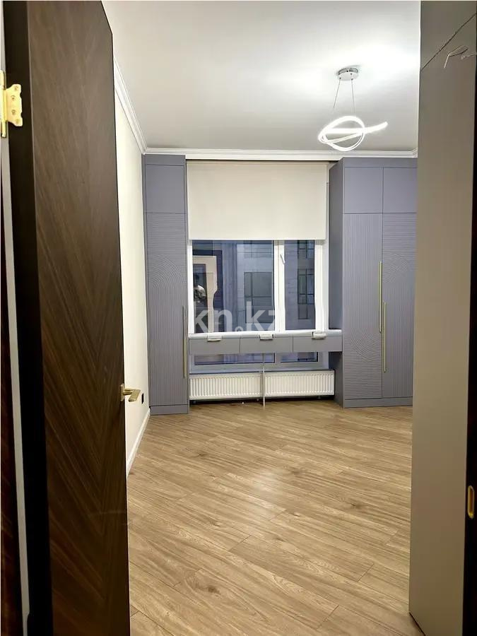Продажа 3-комнатной квартиры, 80 м², ул. Аманжолова, дом  22 в Астане - фото 3