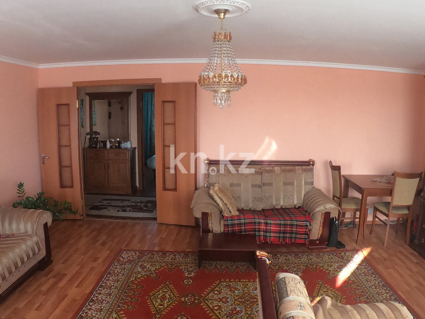 Продажа 3-комнатной квартиры, 75.6 м², ул. Маметовой, дом  121 в Караганде - фото 2