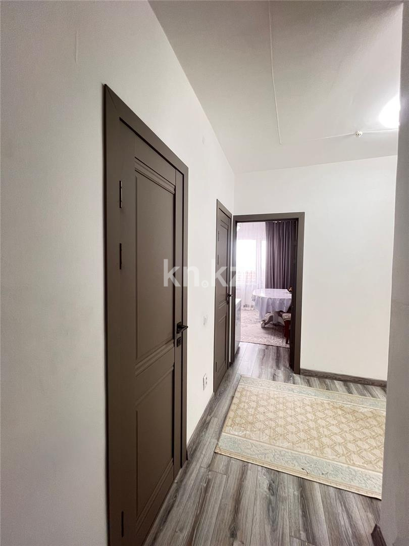 Продажа 3-комнатной квартиры, 89 м², пр. Шахтеров, дом  60 в Караганде - фото 14