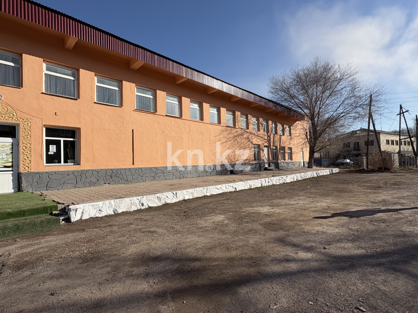 Продажа здания, 1025 м² - Продажа зданий в Казахстане фото 1 из 2