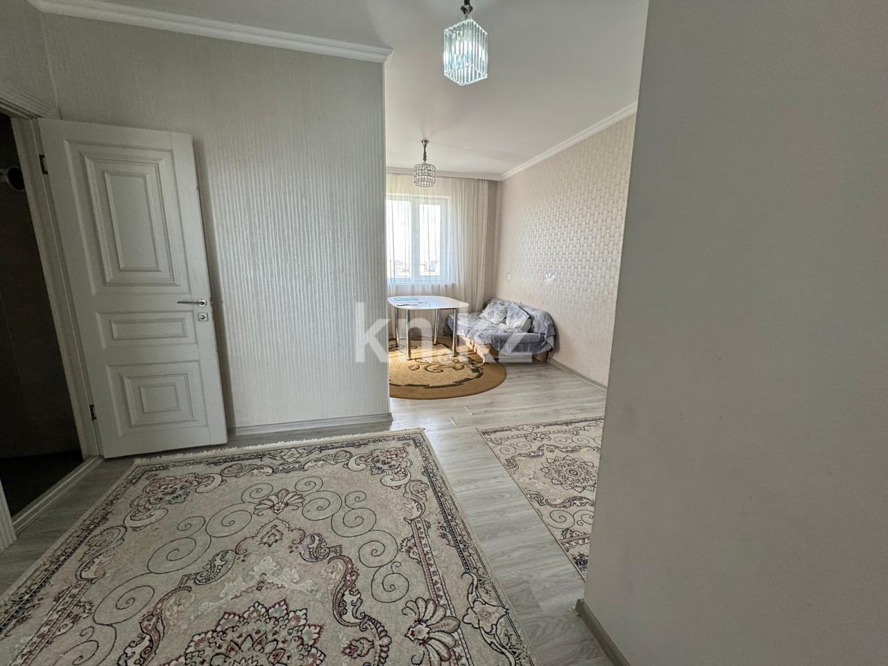 Продажа 3-комнатной квартиры, 96 м², пр. Тауелсыздык, дом  21/9 - ул. Шарля де Голля в Астане - фото 6