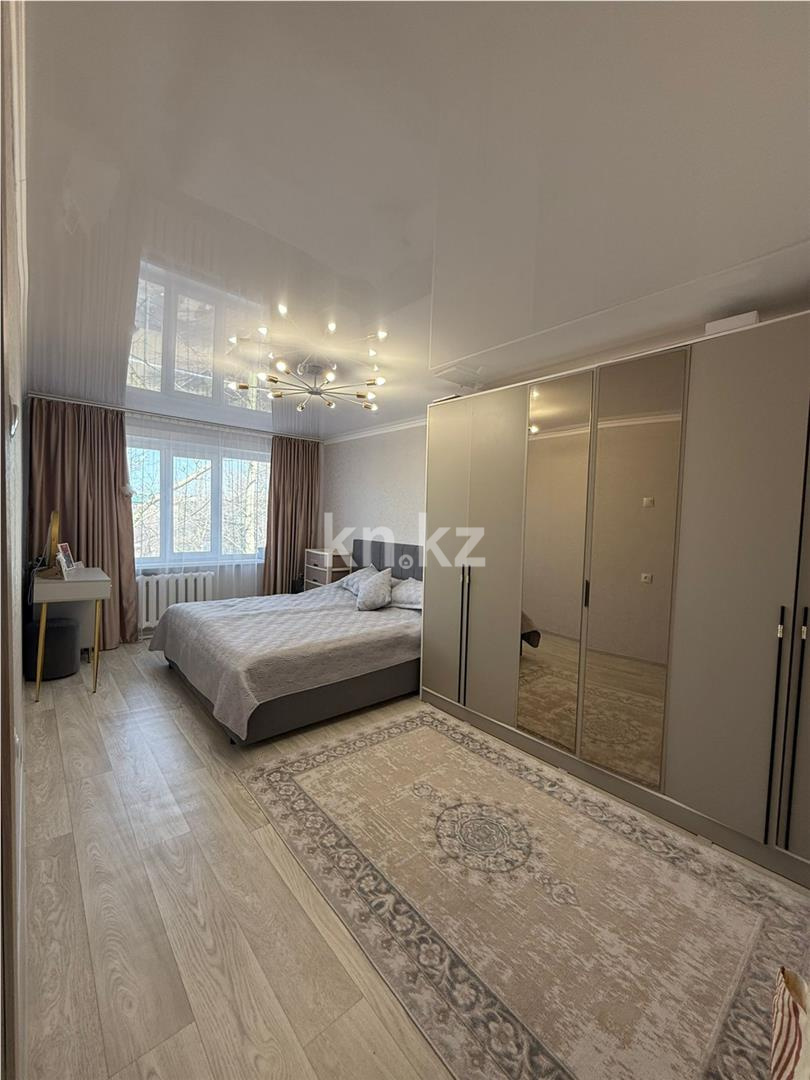 Продажа 3-комнатной квартиры, 63 м² - Продажа трехкомнатных квартир в Майкудуке Караганды - страница 7 фото 2 из 9